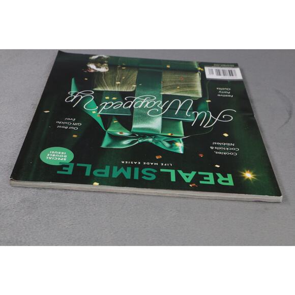 Real Simple Magazine December 2024 All Wrapped Up Holiday Gift Guide Festive - Picture 4 of 7